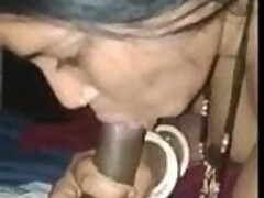 Mast bhabhi lund chusai video