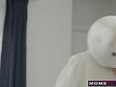Mom And Daughter Hunt For Easter Bunny Cock And Cum! S7:E9
