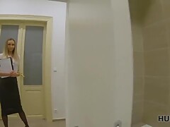 HUNT4K. Man gets a chance to live in cool apartment and fuck a pussy